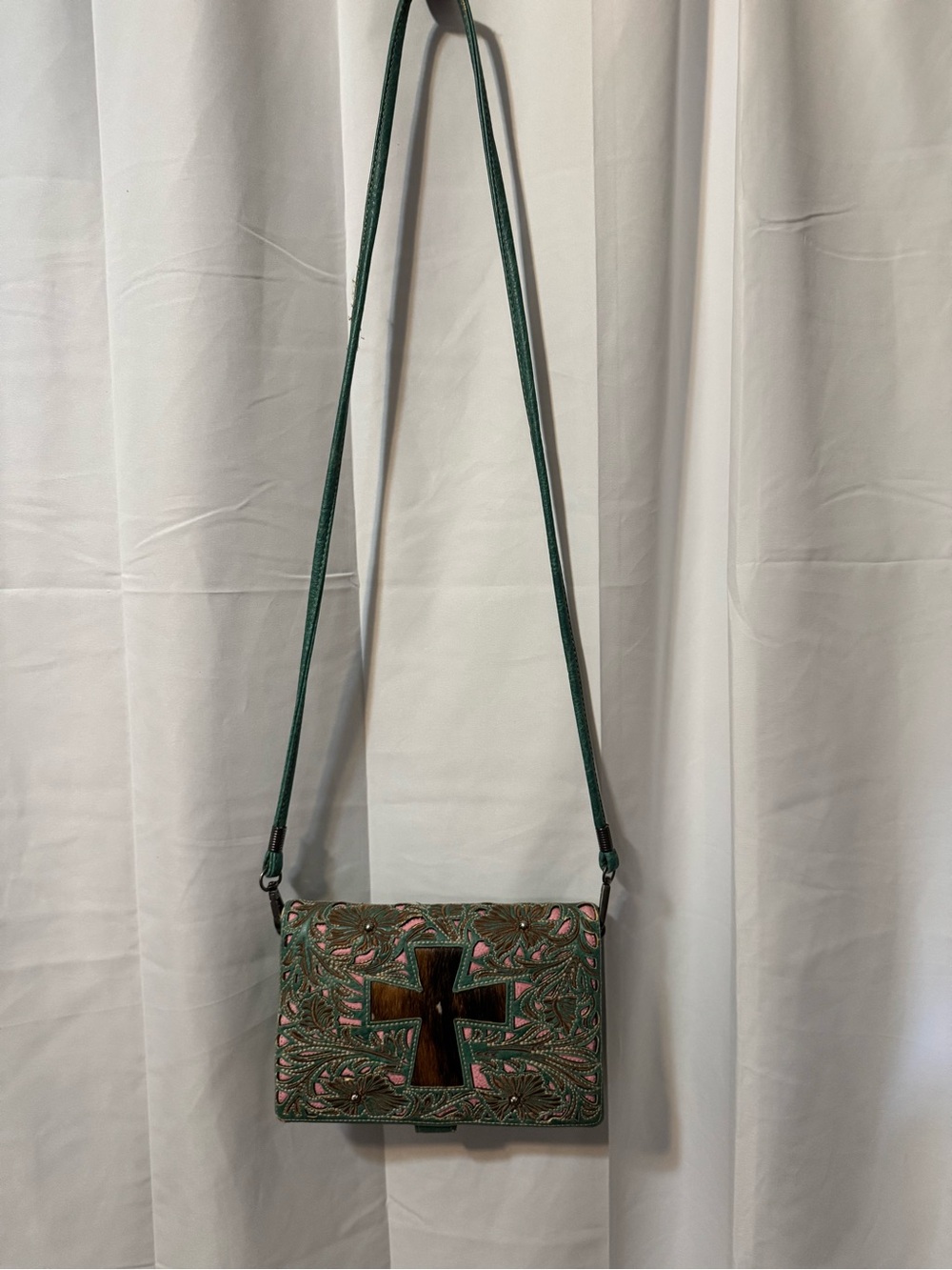 Embroidered Green Cross Leather Crossbody Bag